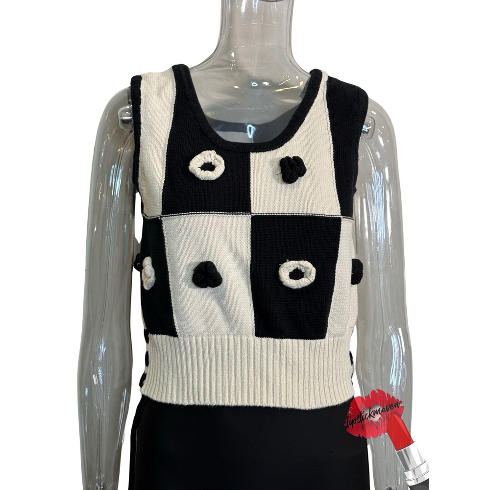 Industry Floral Vest Womens Medium Cream Black 3D Flowers Checkered Knit Boho